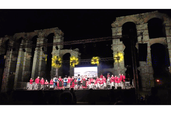 Grupo musical extremeño Furriones actuando en Mérida